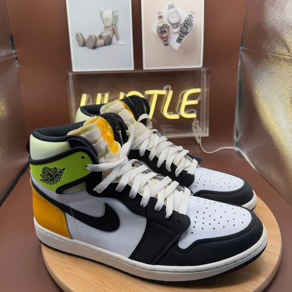 Air Jordan 1 Retro High OG White/Black-Volt University Gold Men’s Size 11 NWT - Picture 1 of 12